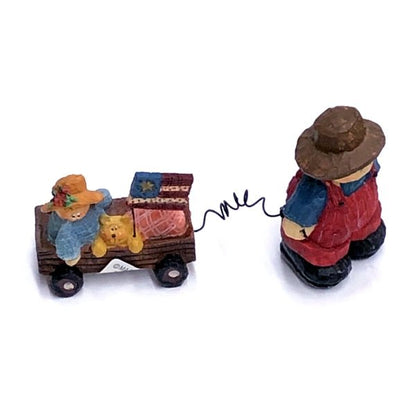 Magic Creations Americana Farmer Parade Wagon Ride Figurine Set (2 - Piece Set) - Dollar Fanatic